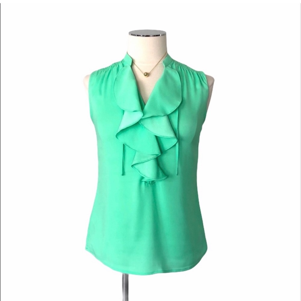 ANN TAYLOR Ruffled Top
Sleeveless Blouse Bright Green Sz XS Petite